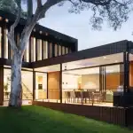 Leasehold Property in Phuket: Modern luxury villa with open living space.