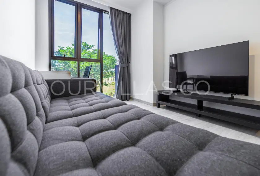 Lounge with TV and garden view